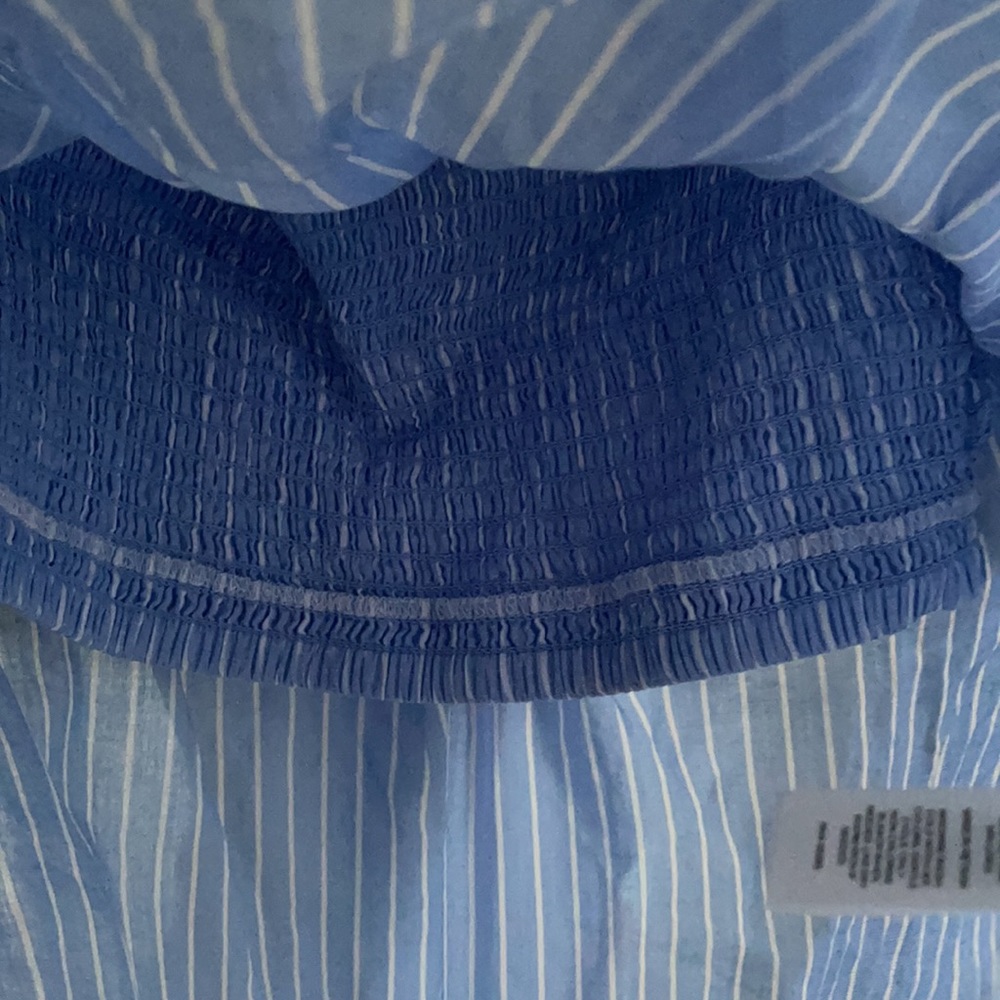 Baby blue cotton Pin Strip top - Picture 3 of 3